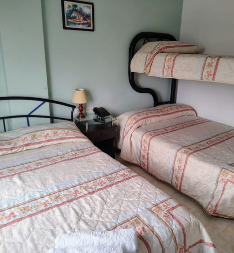 habitaciones para cuatro personas